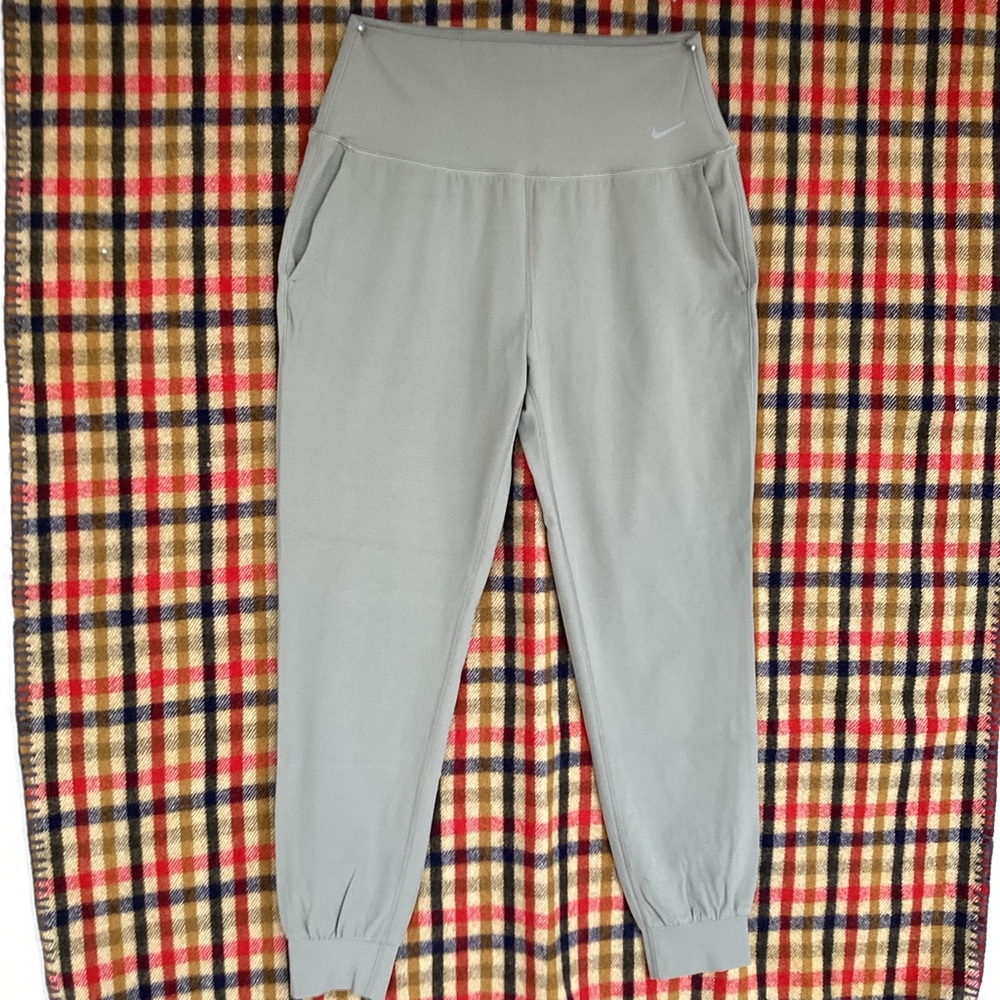 Nike Zenvy joggers leggings